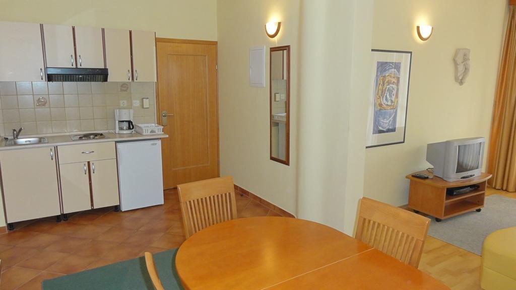 Villa Dvorine Tisno Buitenkant foto