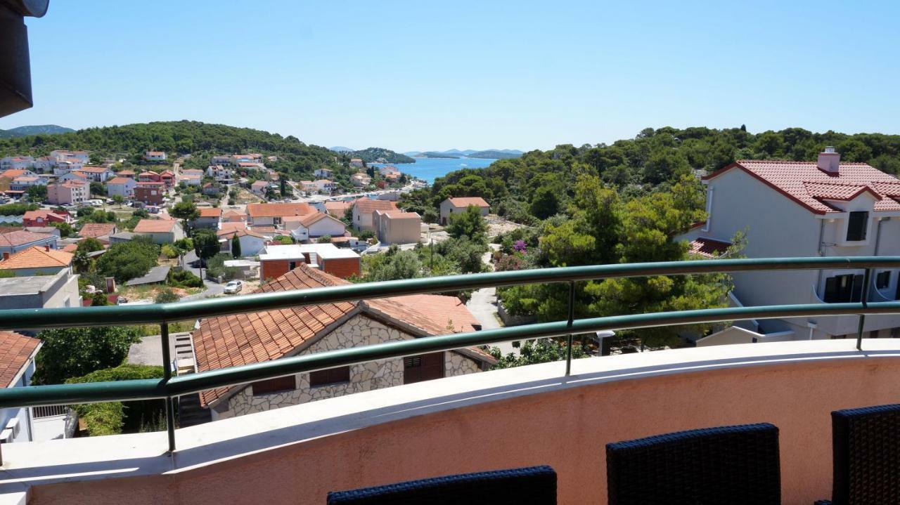 Villa Dvorine Tisno Buitenkant foto
